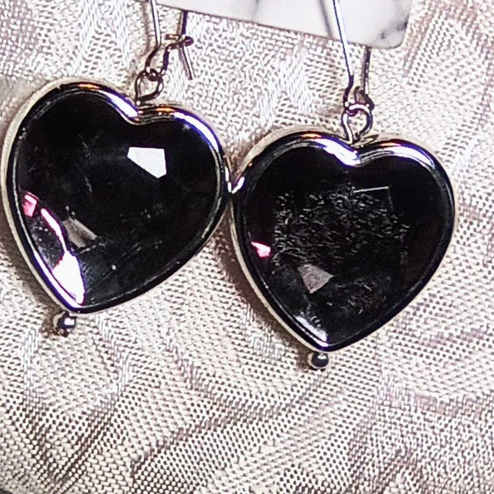 Beautiful Dangle Heart Earrings